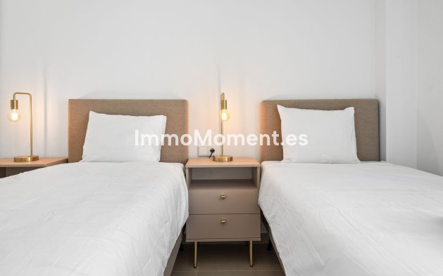 Reventa - Apartamento - Estepona  - Cancelada