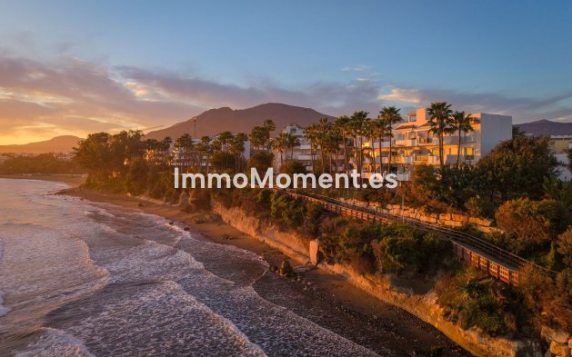 Reventa - Apartamento - Estepona  - Estepona Centro