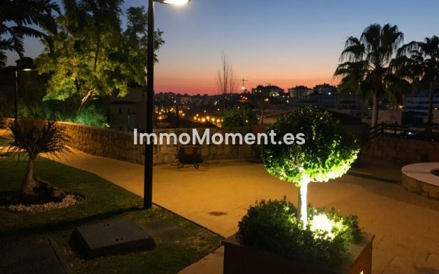 Reventa - Apartamento - Estepona  - Estepona Centro