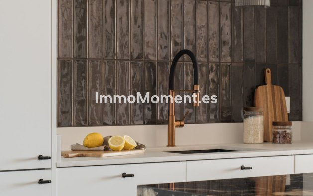 Revente - Appartement - Marbella - Nueva Andalucía