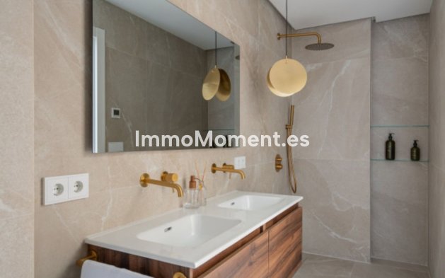 Revente - Appartement - Marbella - Nueva Andalucía