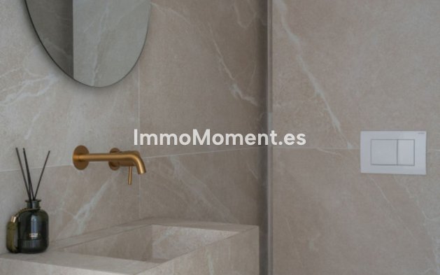 Revente - Appartement - Marbella - Nueva Andalucía