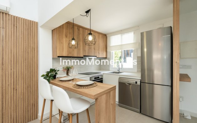 Reventa - Villa independiente - Estepona  - Estepona Centro