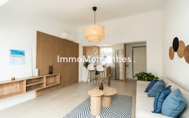 Reventa - Villa independiente - Estepona  - Estepona Centro