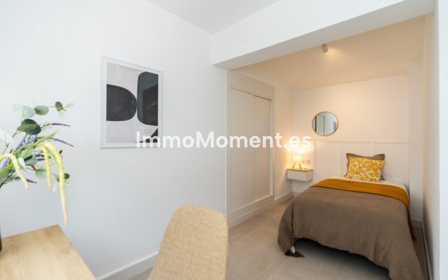 Reventa - Villa independiente - Estepona  - Estepona Centro