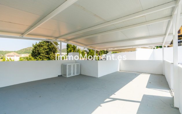 Reventa - Villa independiente - Estepona  - Estepona Centro