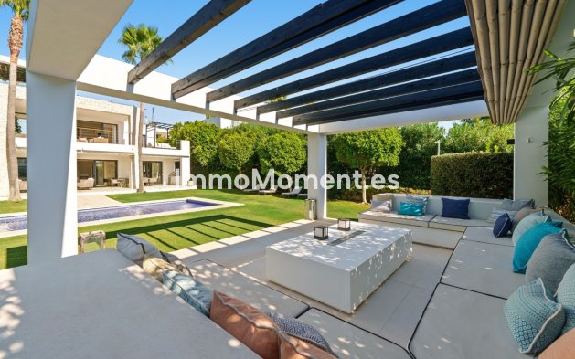 Resale - Detached villa - Marbella - Nueva Andalucía