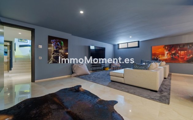 Resale - Detached villa - Marbella - Nueva Andalucía