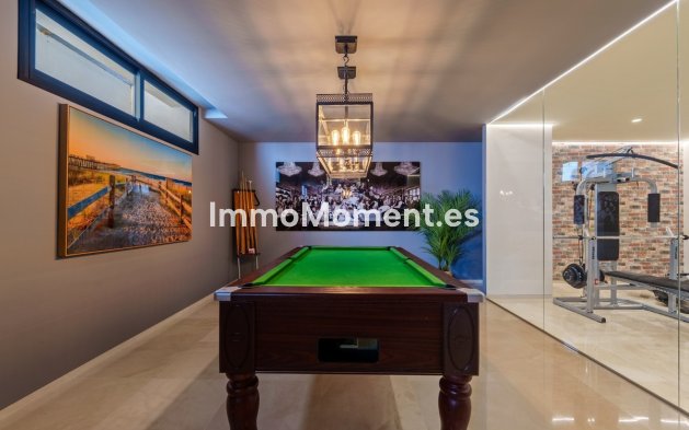Resale - Detached villa - Marbella - Nueva Andalucía