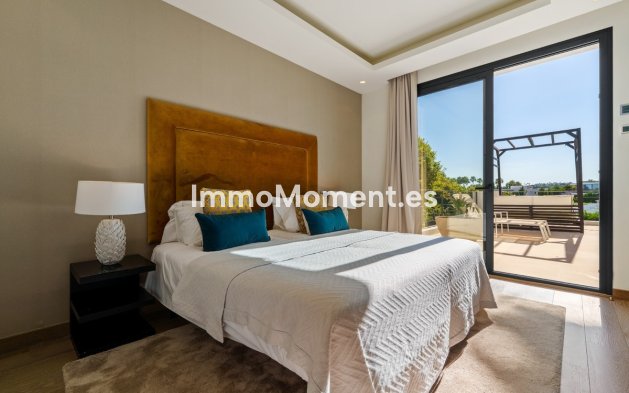 Resale - Detached villa - Marbella - Nueva Andalucía
