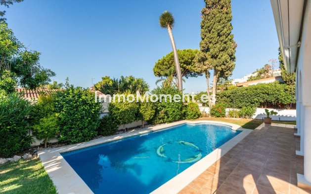 Resale - Detached villa - Marbella - Costabella