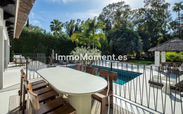 Resale - Detached villa - Marbella - Nueva Andalucía