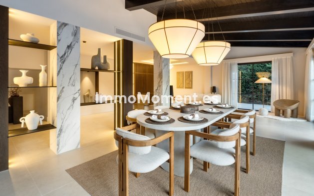 Resale - Detached villa - Marbella - Nueva Andalucía