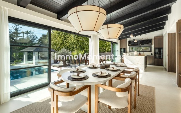 Resale - Detached villa - Marbella - Nueva Andalucía