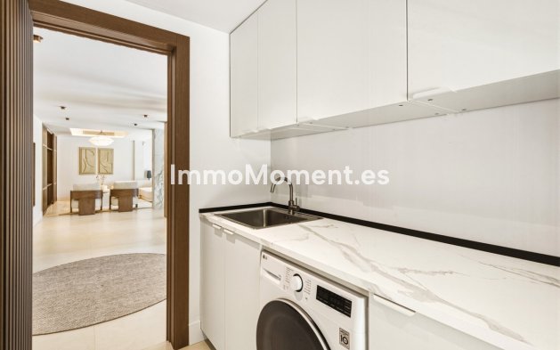 Resale - Detached villa - Marbella - Nueva Andalucía
