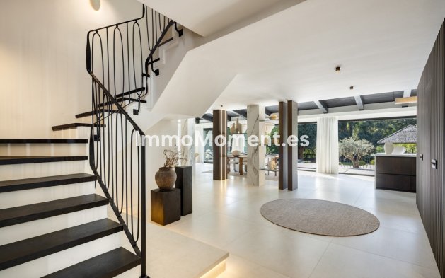 Resale - Detached villa - Marbella - Nueva Andalucía