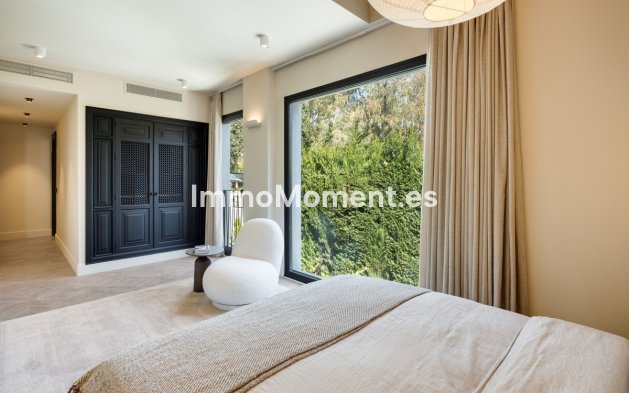 Resale - Detached villa - Marbella - Nueva Andalucía