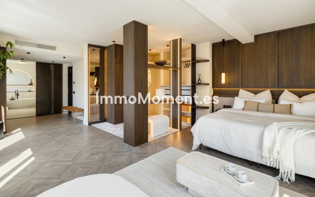 Resale - Detached villa - Marbella - Nueva Andalucía