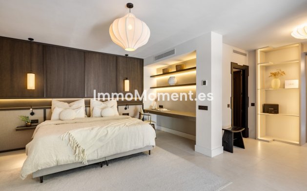 Resale - Detached villa - Marbella - Nueva Andalucía