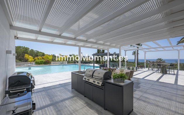 Resale - Detached villa - Marbella - Elviria