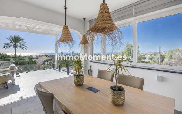 Resale - Detached villa - Marbella - Elviria