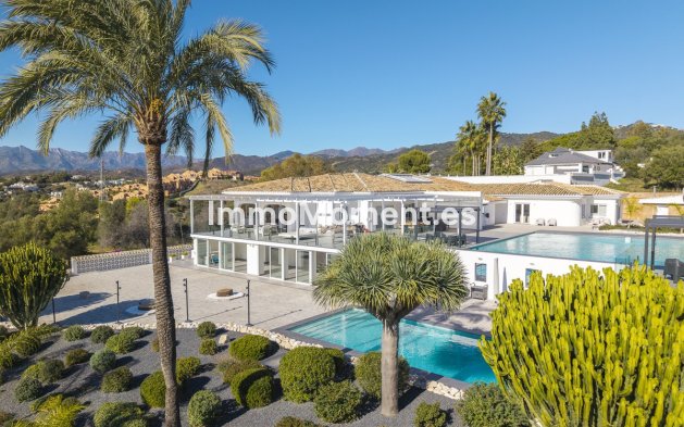 Resale - Detached villa - Marbella - Elviria
