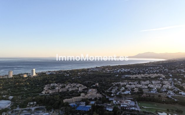 Resale - Detached villa - Marbella - Elviria