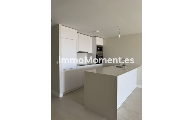 Resale - Apartment - Manilva - La Duquesa