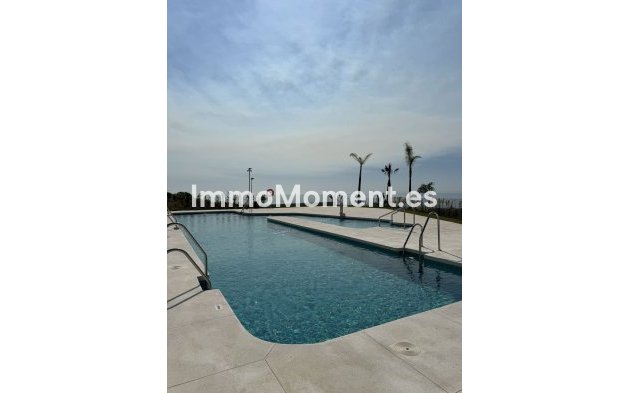 Resale - Apartment - Manilva - La Duquesa