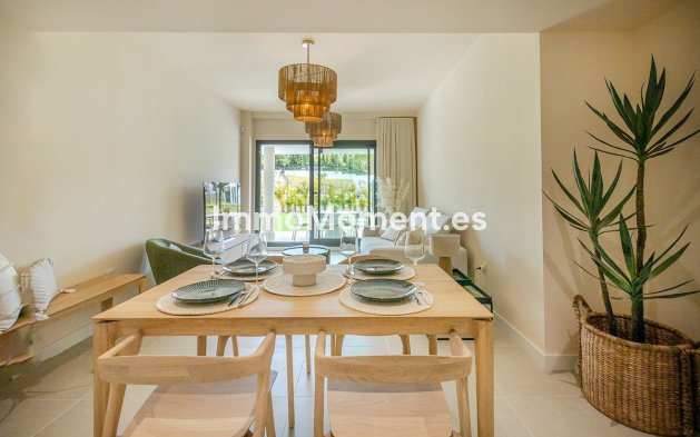 Reventa - Apartamento - Estepona  - Selwo