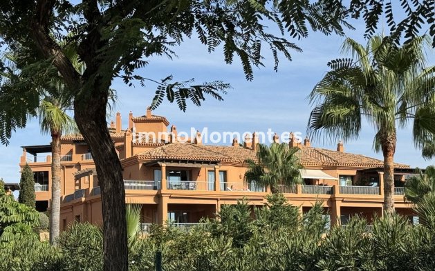 Reventa - Apartamento - Estepona  - Atalaya