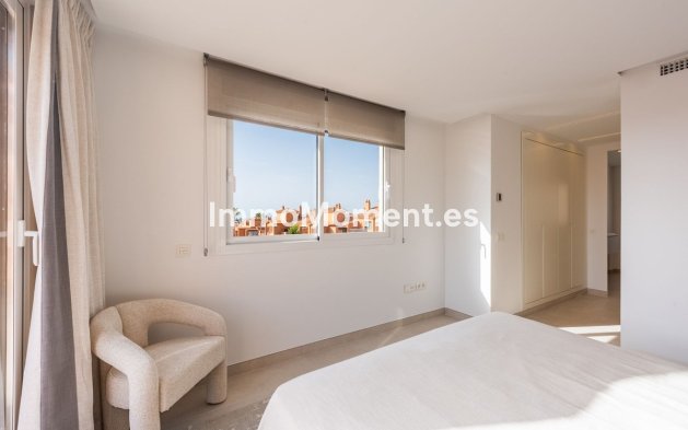 Reventa - Apartamento - Estepona  - Atalaya