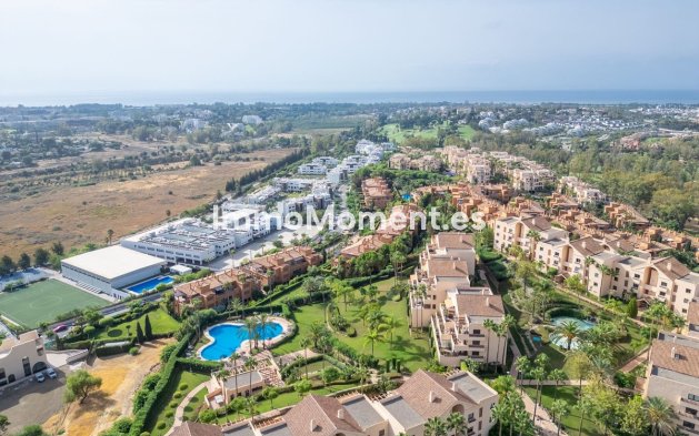 Reventa - Apartamento - Estepona  - Atalaya