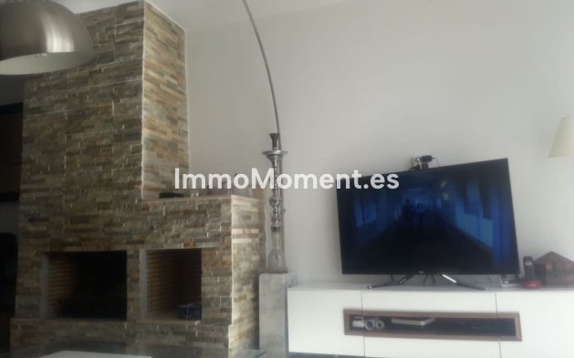Reventa - Villa independiente - Estepona  - Estepona Centro
