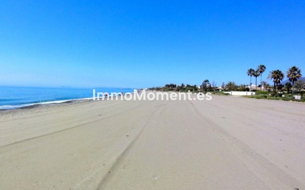Reventa - Villa independiente - Estepona  - Estepona Centro