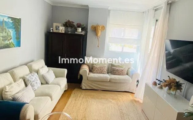 Resale - Apartment - Málaga - Málaga Centro