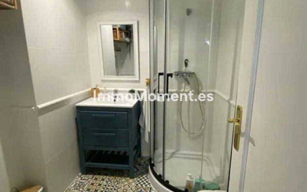 Resale - Apartment - Málaga - Málaga Centro