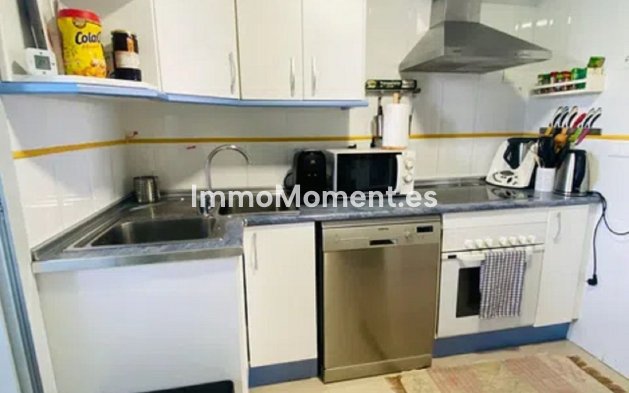 Resale - Apartment - Málaga - Málaga Centro