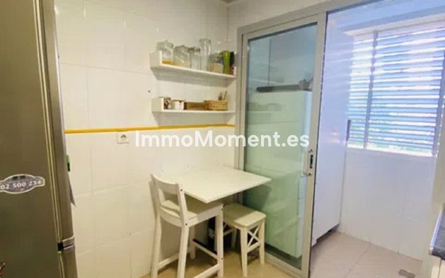 Resale - Apartment - Málaga - Málaga Centro
