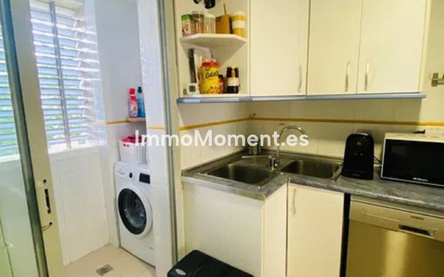 Resale - Apartment - Málaga - Málaga Centro