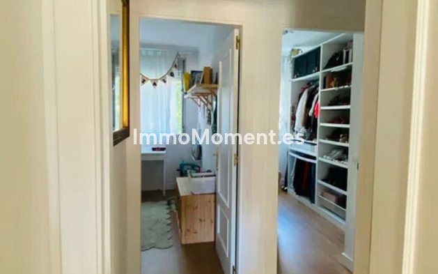 Resale - Apartment - Málaga - Málaga Centro