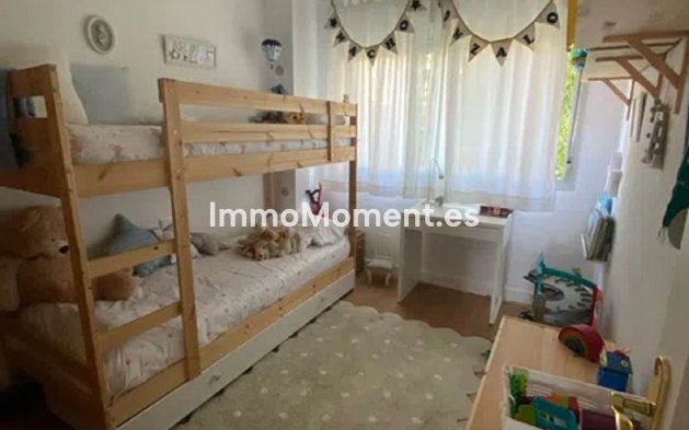 Resale - Apartment - Málaga - Málaga Centro