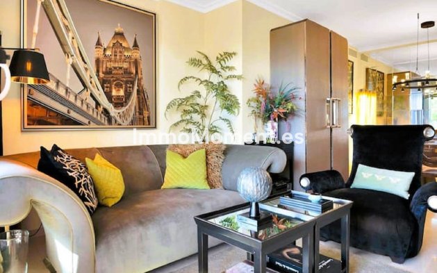 Wiederverkauf - Wohnung - Marbella - Elviria