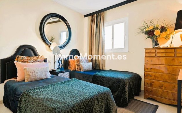 Wiederverkauf - Wohnung - Marbella - Elviria