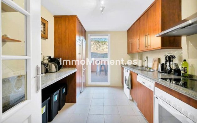 Wiederverkauf - Wohnung - Marbella - Elviria