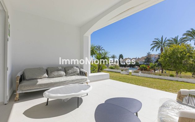 Resale - Apartment - Marbella - Nueva Andalucía