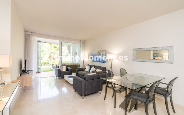 Resale - Apartment - Casares - Casares Centro