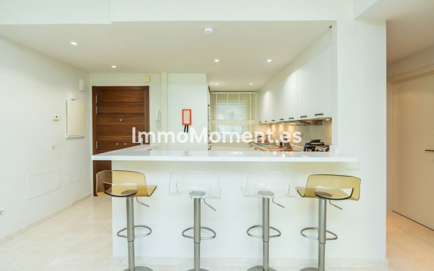 Resale - Apartment - Casares - Casares Centro