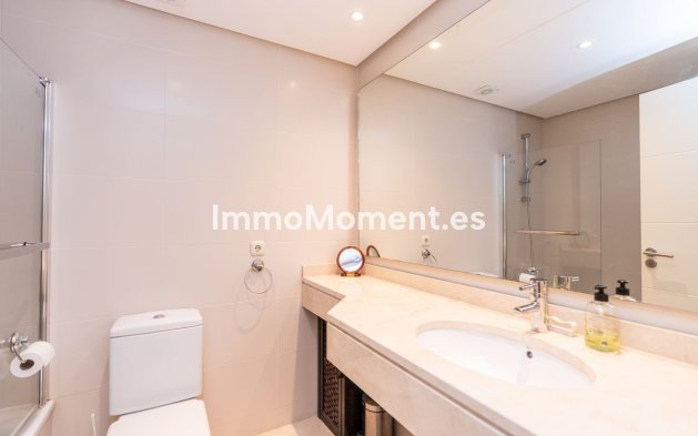 Resale - Apartment - Casares - Casares Centro