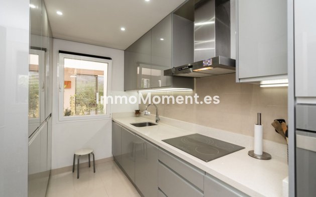 Resale - Apartment - Casares - Casares Centro